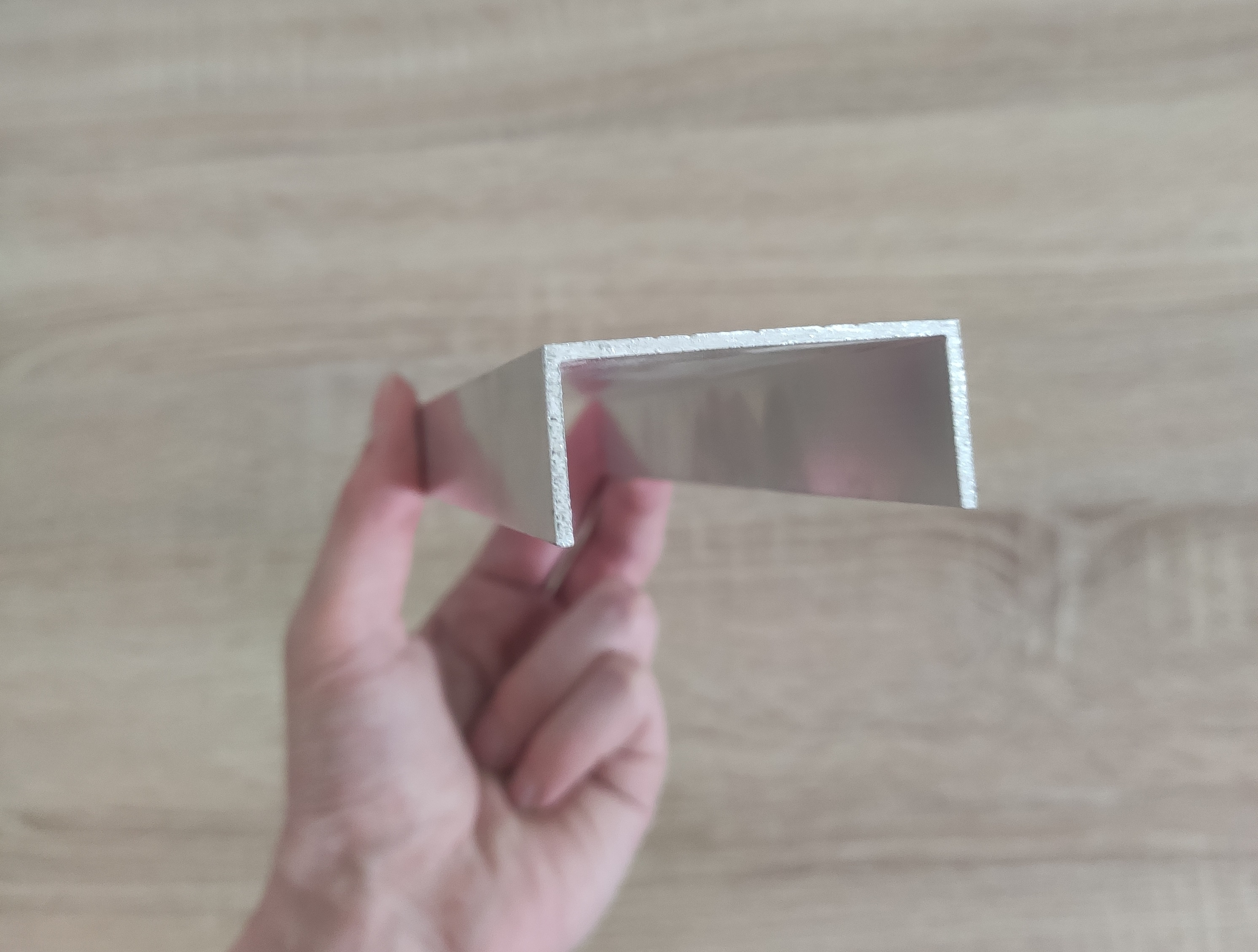 U forma, plotis 50 mm