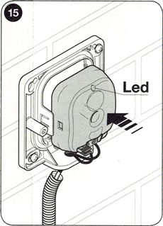 10. Įstatykite prijungtą fotoelementų elektroniką į korpusus ir įjunkite maitinimą. Pavaros valdymo bloke atlikite prijungtų įrenginių aptikimo etapą. 10. Įstatykite prijungtą fotoelementų elektroniką į korpusus ir įjunkite maitinimą. Pavaros valdymo bloke atlikite prijungtų įrenginių aptikimo etapą.